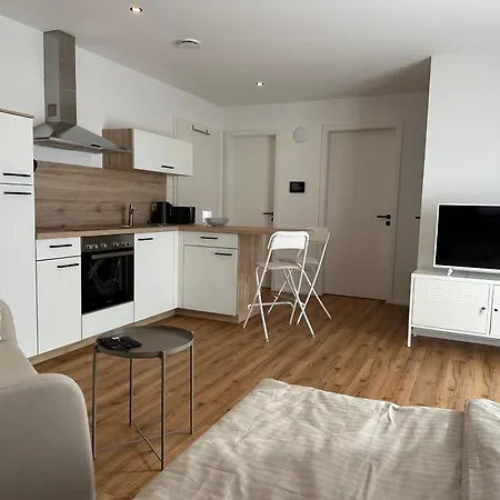 Ruhige, Moderne 1-zimmer-wohnung - Meerrettichnest *