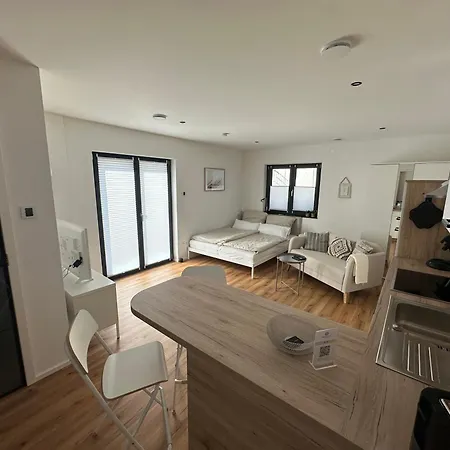 Ruhige, Moderne 1-zimmer-wohnung - Meerrettichnest Διαμέρισμα